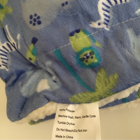 NEW Baby Blanket Blue Sherpa Reverse Animal Theme Baby Gift | Elements of Style - Picture 7 of 7